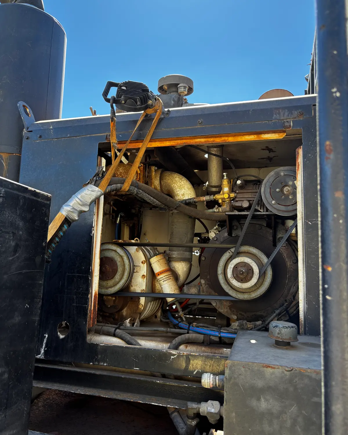 Pump unit on the vacuum truck